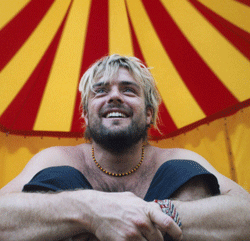 Xavier-Rudd.gif