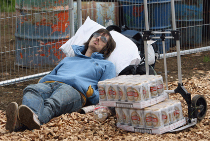 festsleep photo festsleep Snapshot: revellers arrive at Glastonbury, take nap