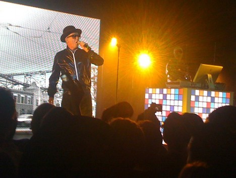 pet_shop_boys_o2_matter_smirnoff1 pet shop boys o2 matter smirnoff1 468x353 Can You Gig It?: Smirnoff Experience: U.R The Night feat. Pet Shop Boys, Little Boots @ Matter, The O2, 10.7.09
